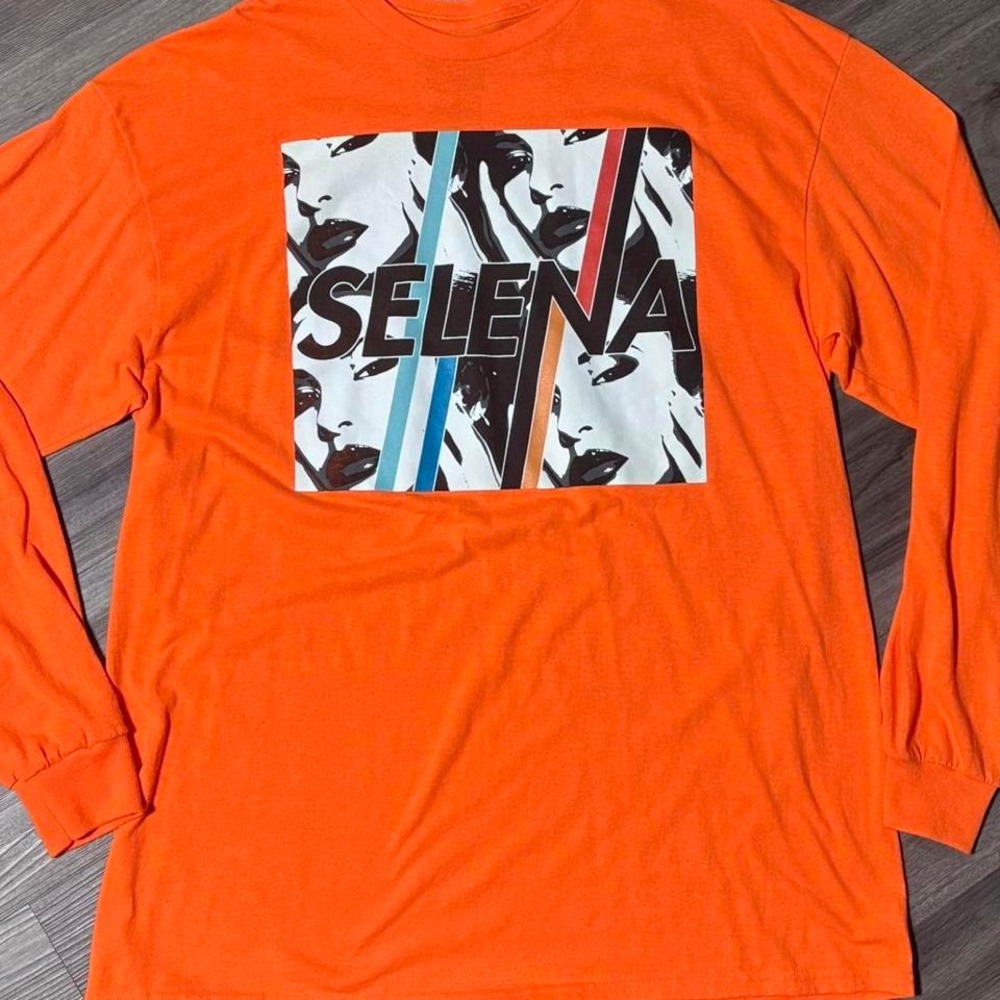 Selena Long Sleeve Graphic T-Shirt‎ Neon Orange Medium Oversized